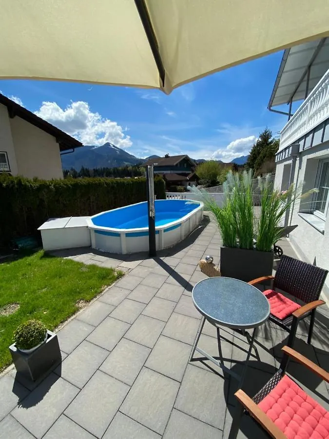 Modernes Alpenapartment Mit Sauna Wintergarten Und Pool Salzburg