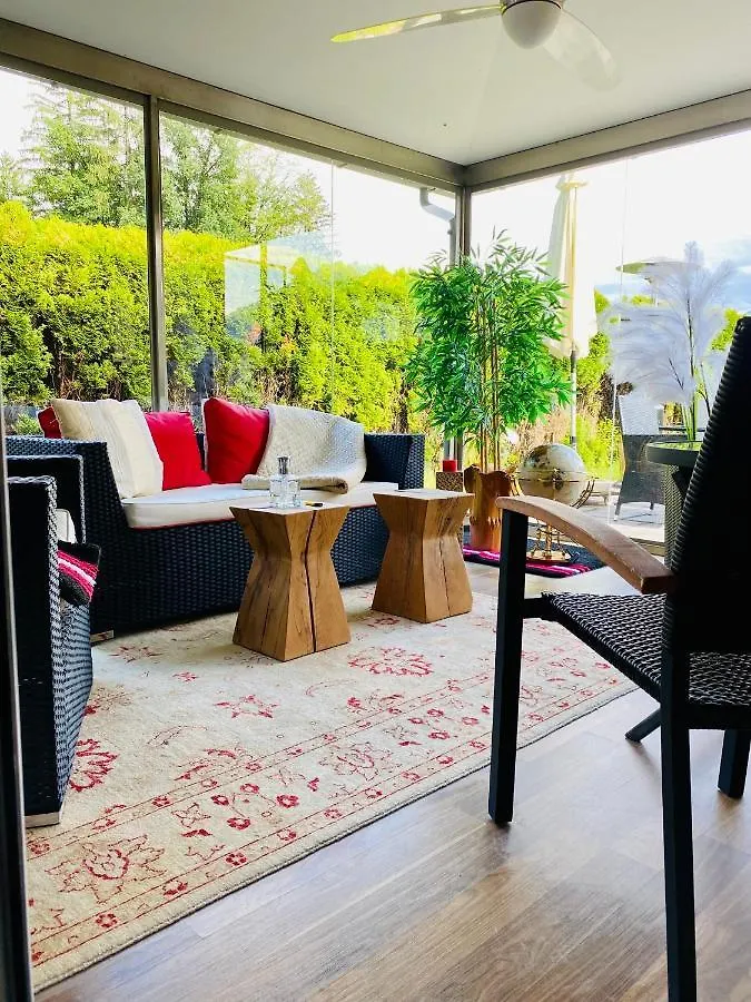 Modernes Alpenapartment Mit Sauna Wintergarten Und Pool Salzburg Apartman